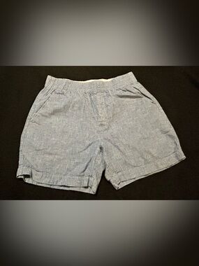J. Crew Light Blue Chambray Flat-Front Men’s Shorts. Size S.